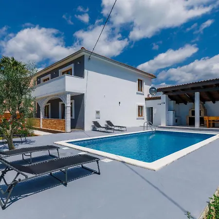 Mia By Interhome Holiday home Svetvincenat