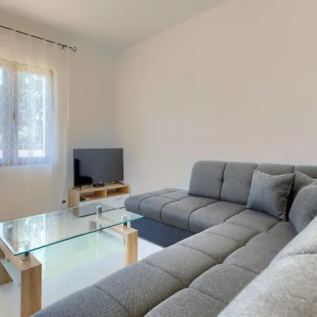 Vakantiehuis Mia By Interhome